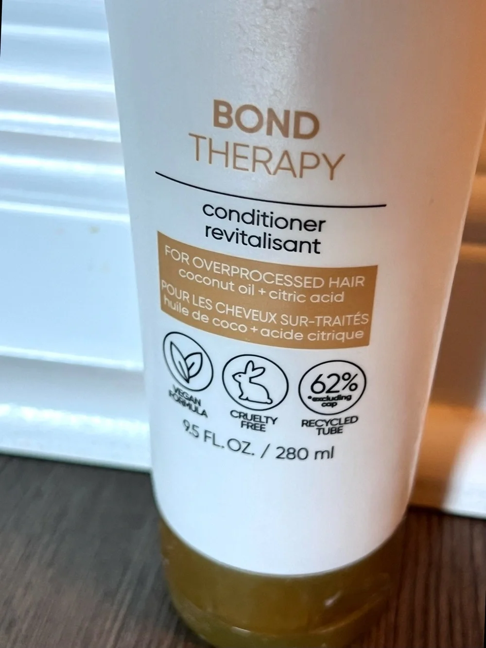 Biolage Bond Therapy Conditioner - White & Gold Tube